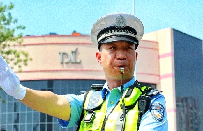 30句逐梦前行励志箴言：心有光芒，必有远方